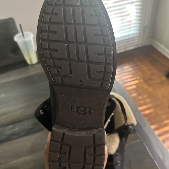 Ugg Boots - Picture 3 of 4